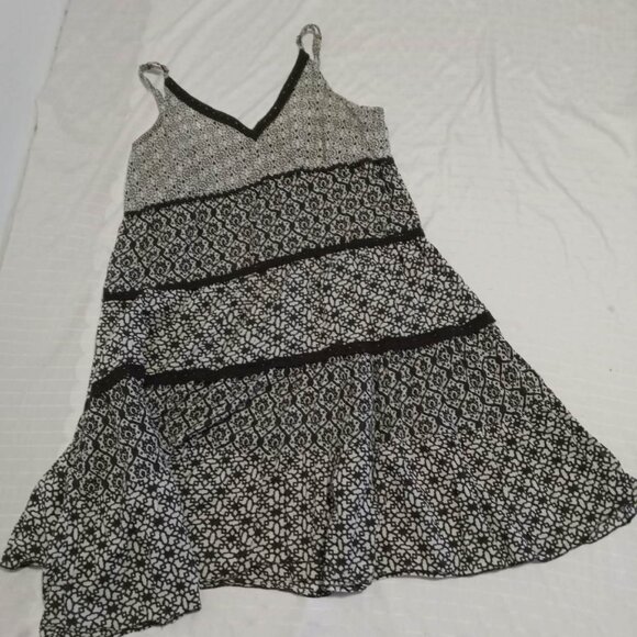 Pretty black and white cotton chiffon tiered summer dress, Large - Picture 1 of 6